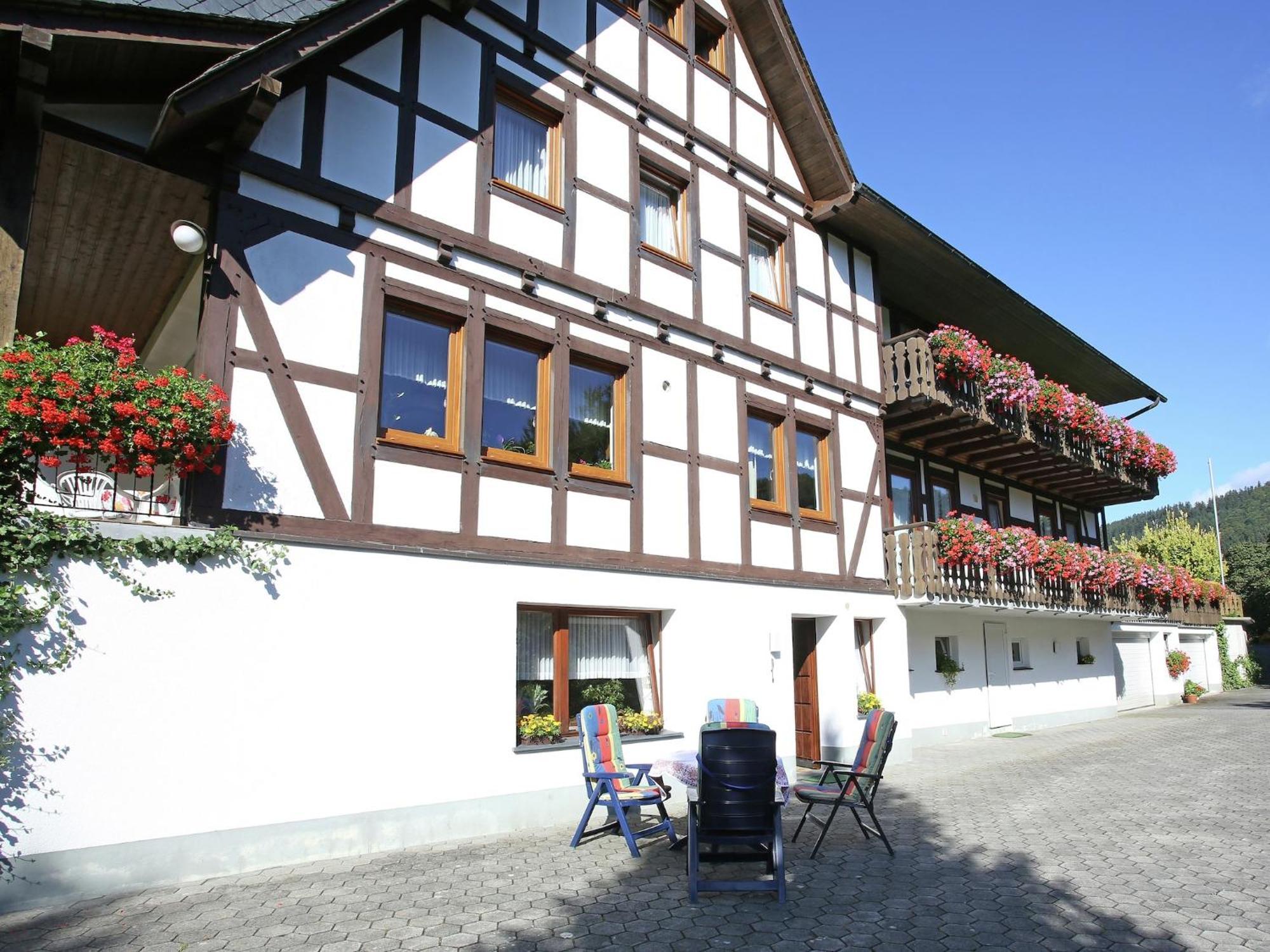 Modern Apartment In Sauerland With Balcony Schmallenberg Exterior foto